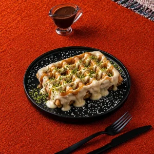 Sütlü Beyaz Çikolatalı Karamelli Waffle